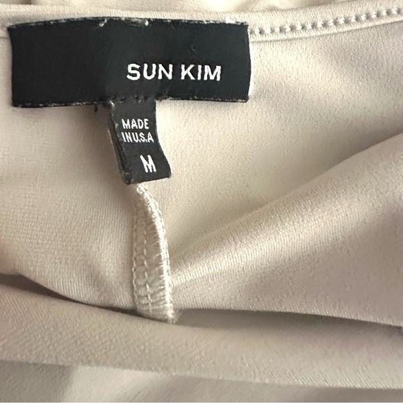 Caroline Short Dress by Sun Kim in Oyster, size Medium - Picture 13 of 14